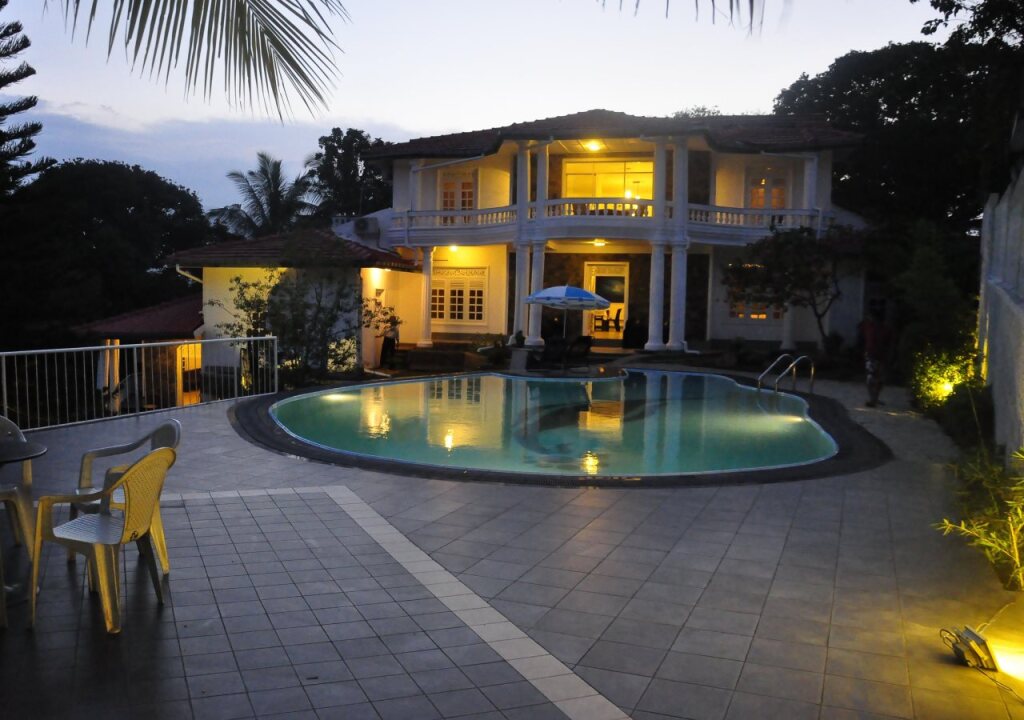 Канди: White Villa Tourist Guest