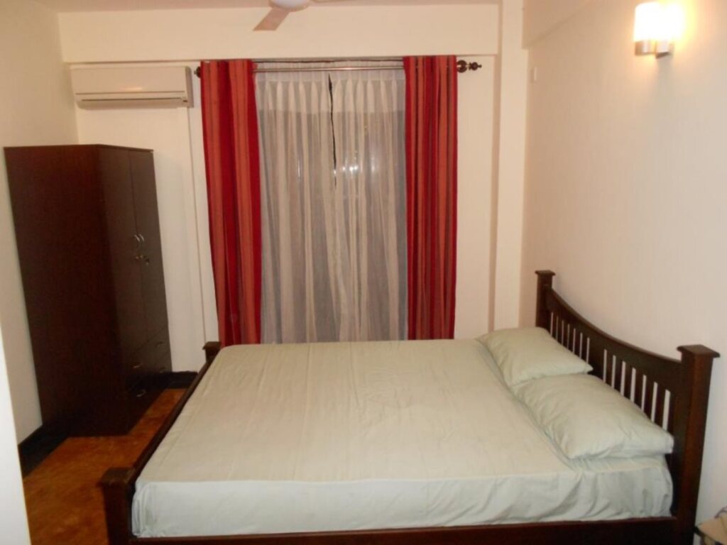 Гора Lavinia: Prestige Court