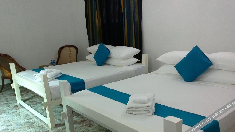 Катунаяке: Achintha Villa
