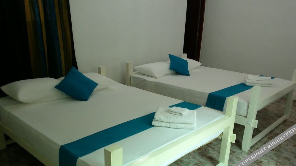 Катунаяке: Achintha Villa