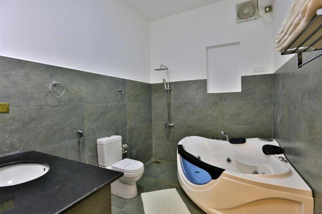 Нувара-Элия: Ashford Hotel