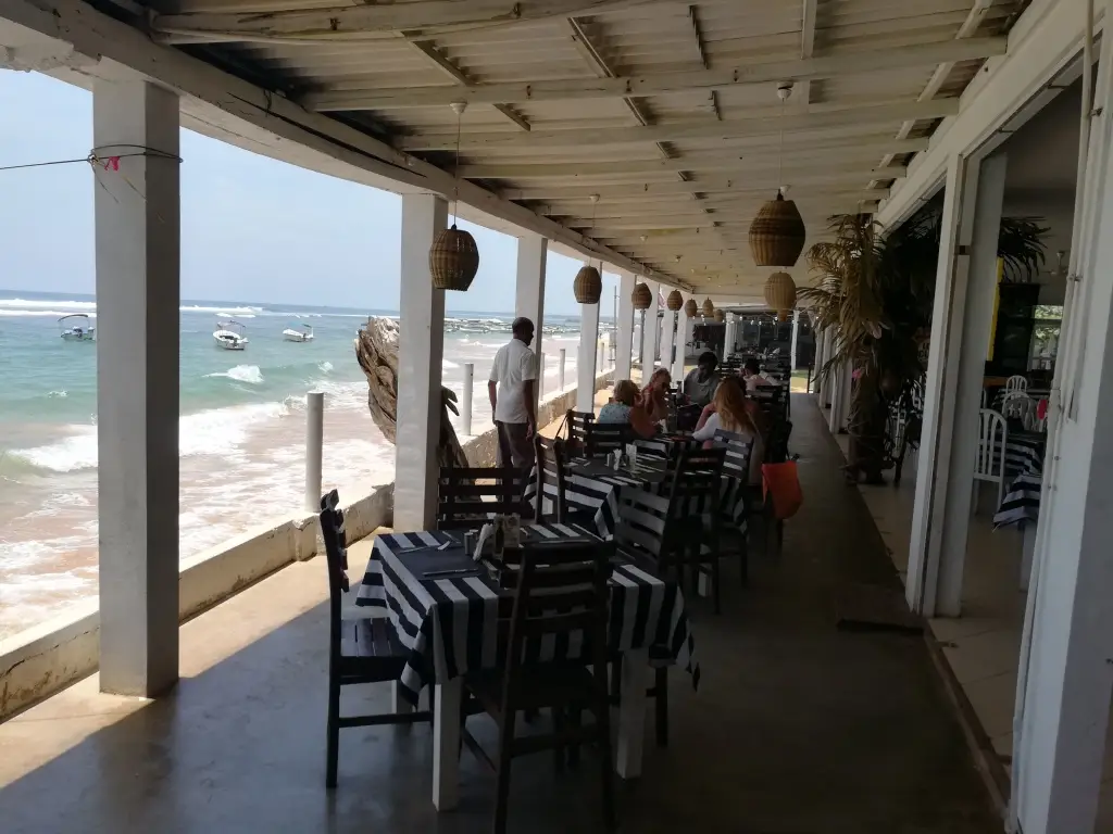 Хиккадува: Отель Mamas Coral Beach