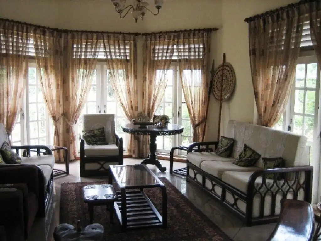 Канди: Spica Holiday Home