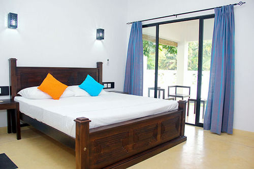 Хиккадува: Jungle Holiday Home