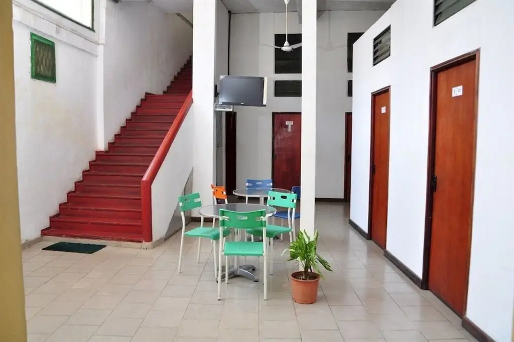 Коломбо: City Motel
