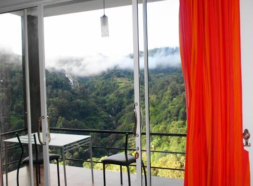 Элла: Ella Floating Heights Residency