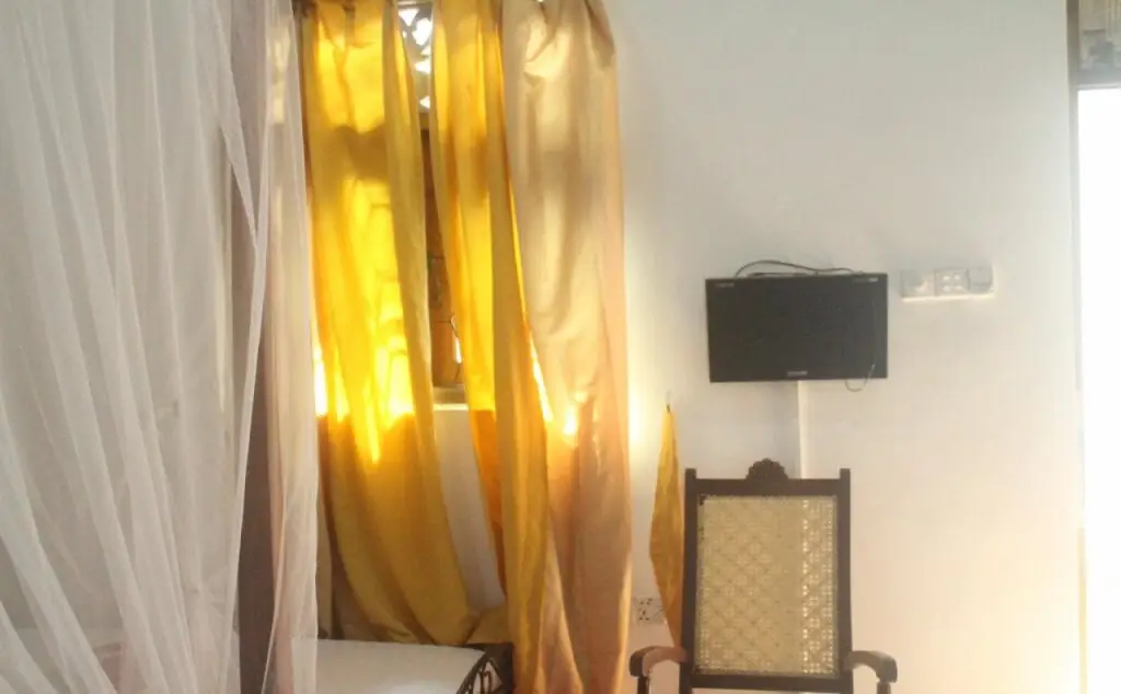 Галле: Fort Fifty Inn Guest House & Restaurant