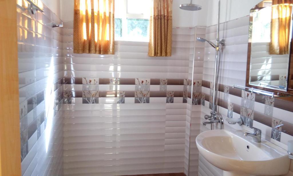 Элла: Holiday Homes Guest Inn - Ella