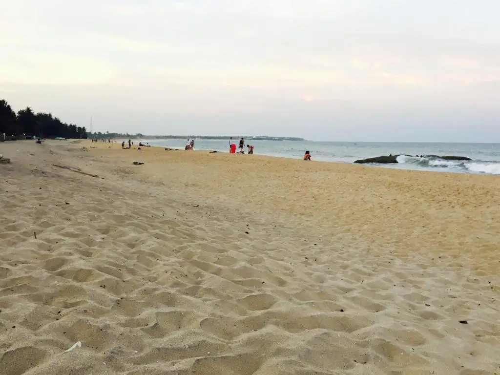 Аругам-Бэй: Sea Rock Beach Hotel
