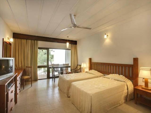 Нилавели: Nilaveli Beach Resort