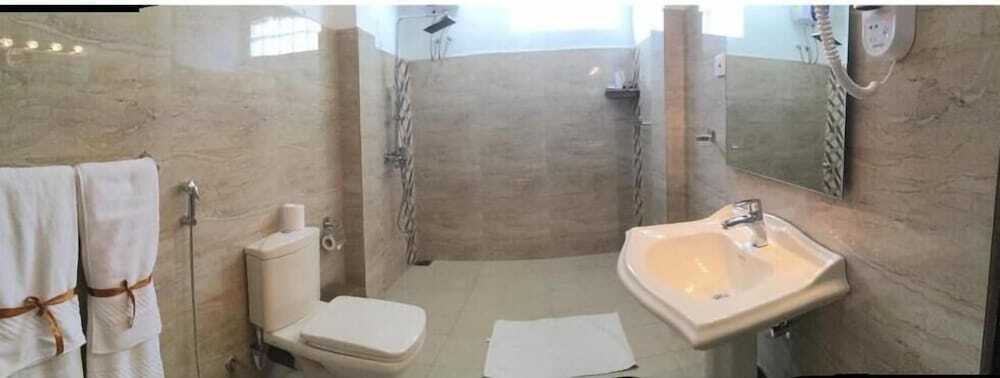 Нилавели: Nilaveli Beach Resort