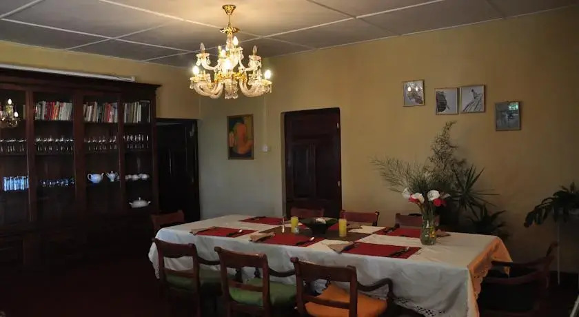 Рамбода: High Grove Bungalow