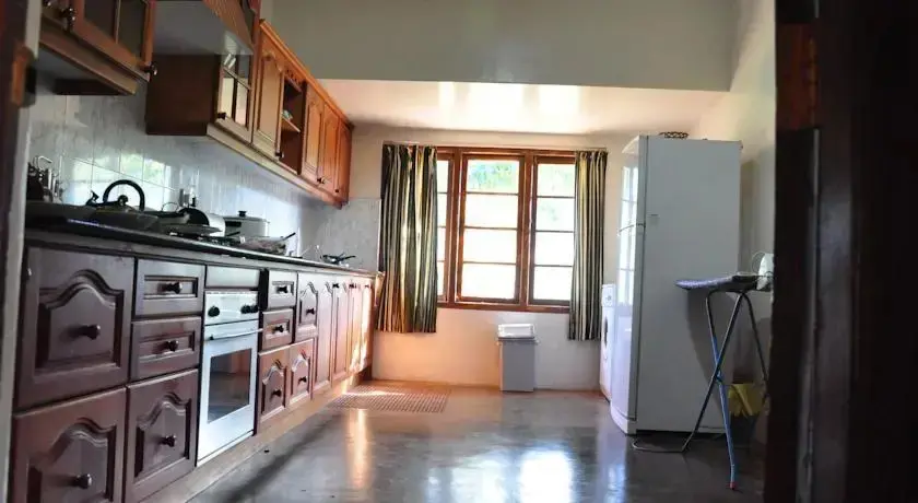 Рамбода: High Grove Bungalow