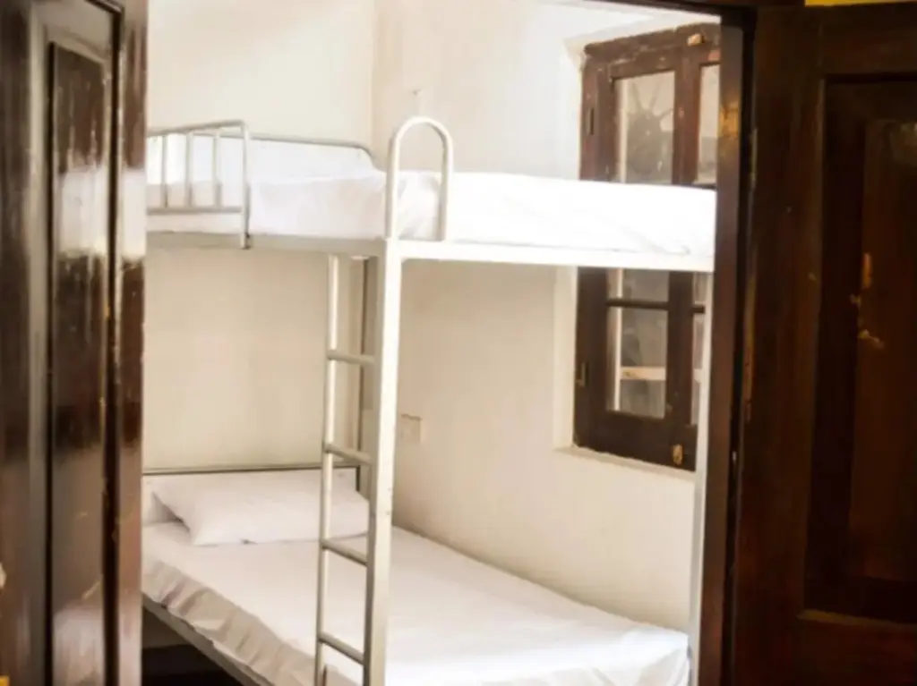 Галле: Galle Fort Hostel