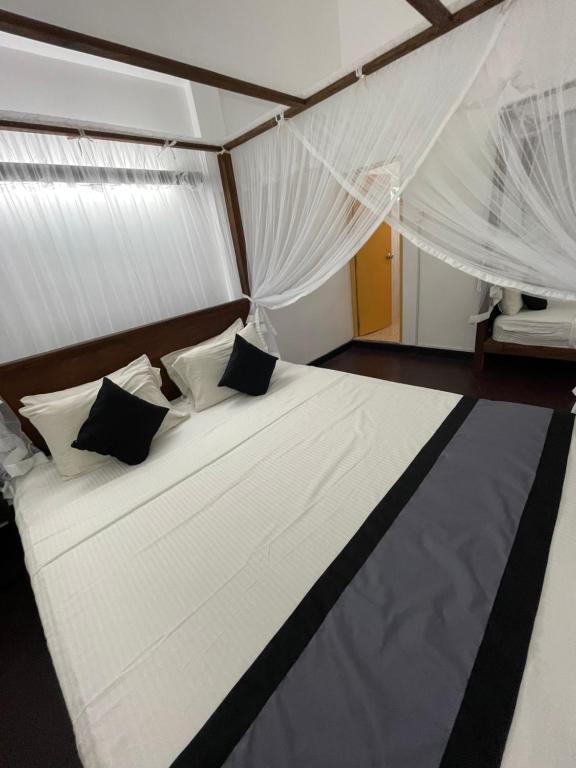Велигама: Happy bay