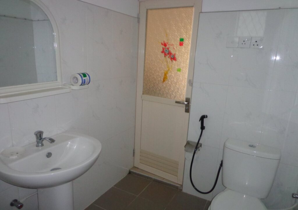 Хингуракгода: The Senaro Holiday Inn