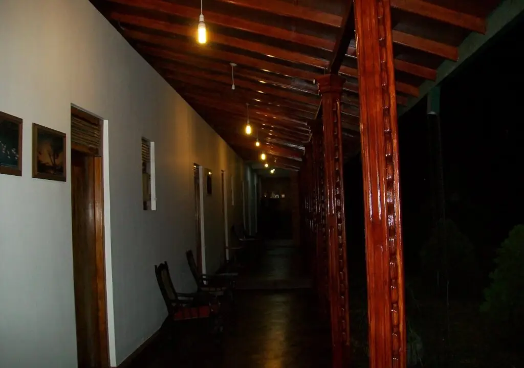 Хингуракгода: The Senaro Holiday Inn
