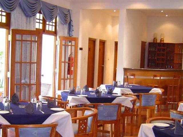 Амбевелла: Water Garden Hotel