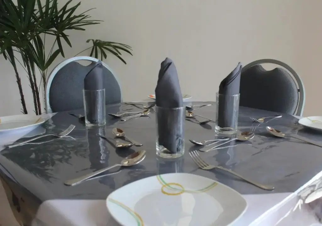 Канди: Kandyan Crown Hotel