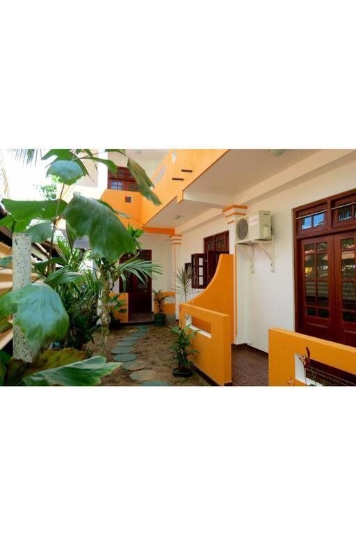 Хиккадува: Villa Paradise