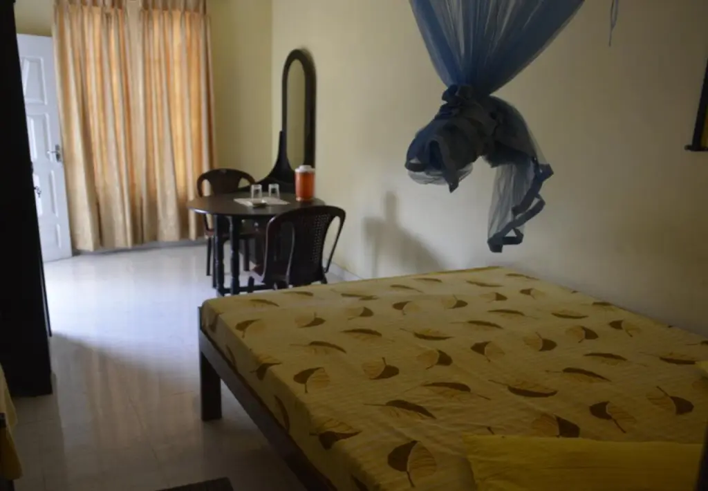 Хиккадува: Rosand Waves Hotel