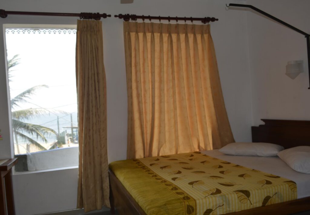 Хиккадува: Rosand Waves Hotel