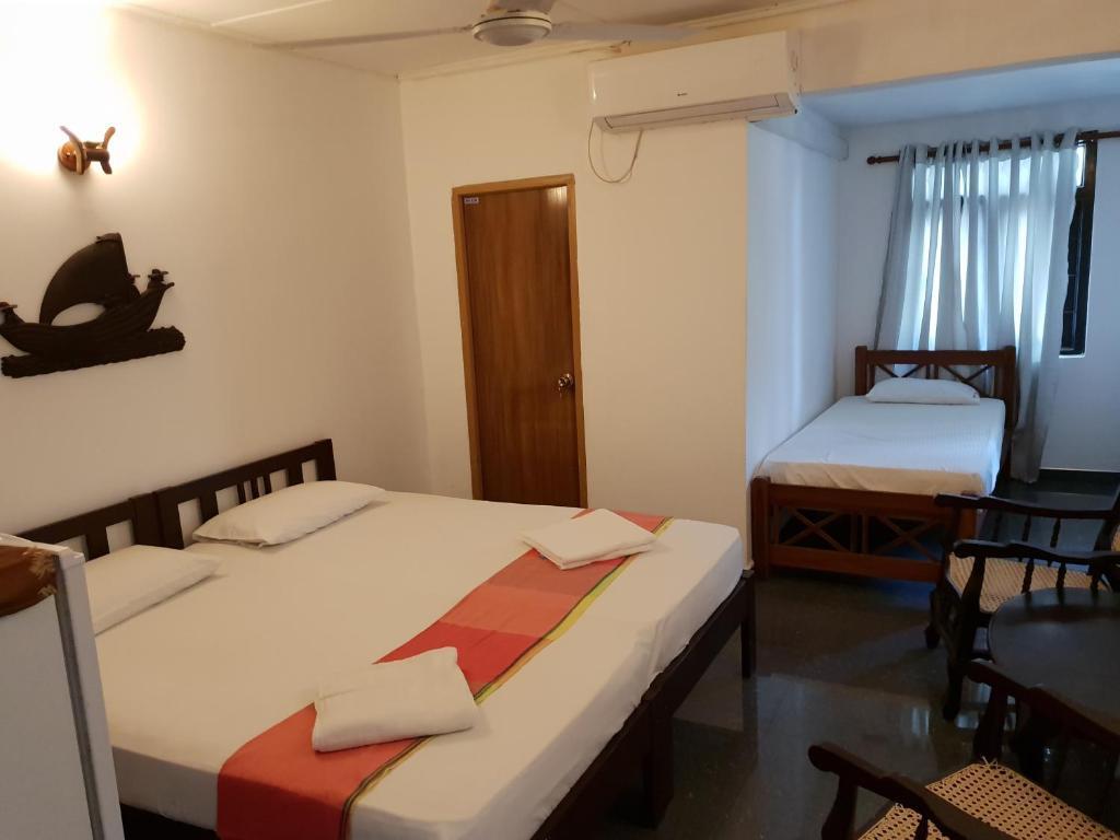Хиккадува: Thiranagama Beach Hotel