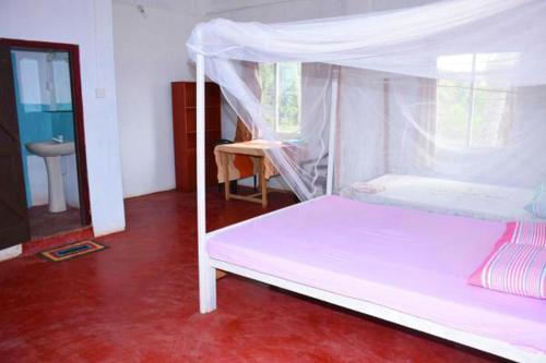 Нилавели: H & U Guest House