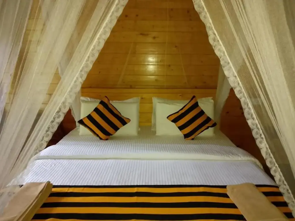 Элла: Ella Treehouses and Cabanas