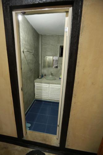 Анурадхапура: M House