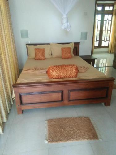 Элла: Maple Home Stay