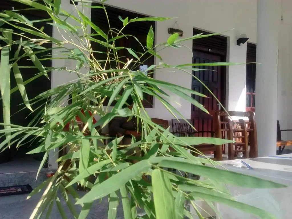 Полоннарува: Radha Tourist Home