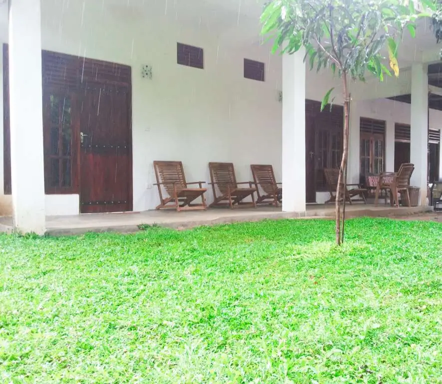 Полоннарува: Jayaru Guest House