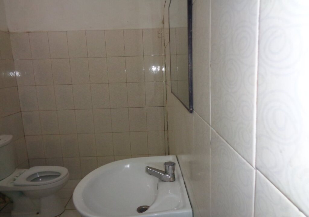 Полоннарува: Jayaru Guest House