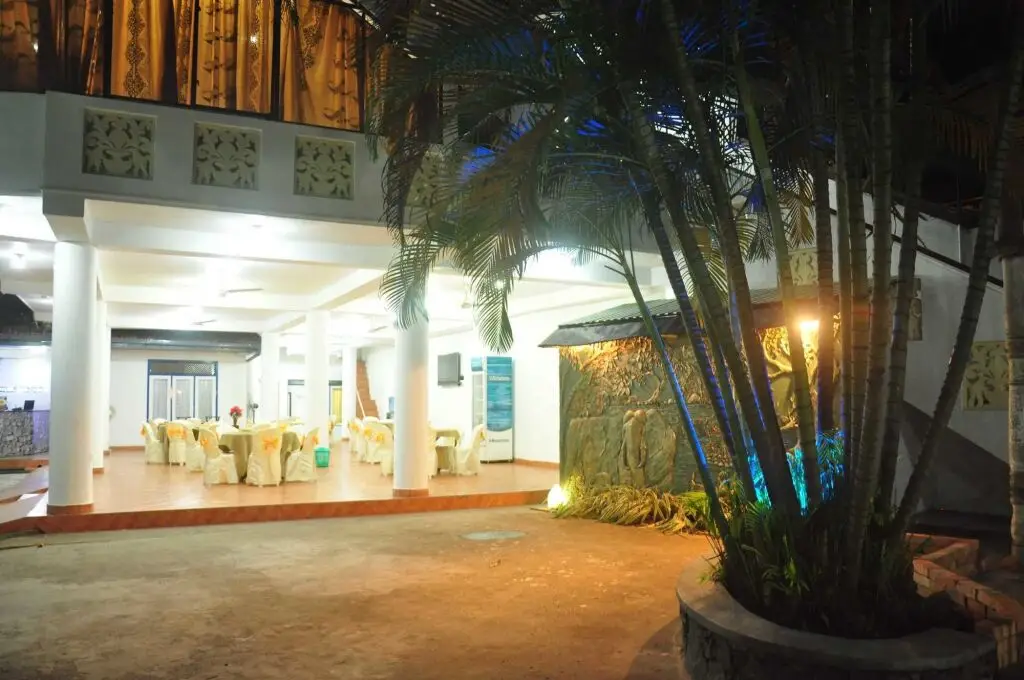 Унаватуна: Crescent Resort