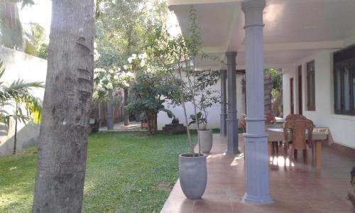 Хингуракгода: Green Views Hotel