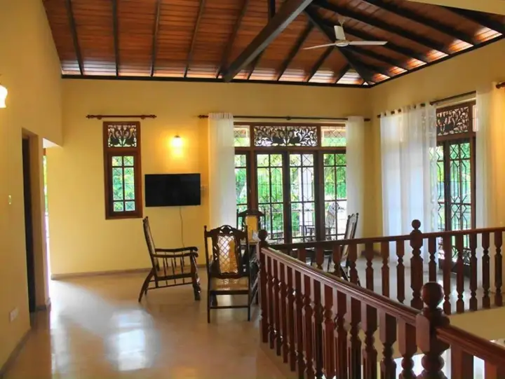 Калутара: Mahakumara White House Hotel