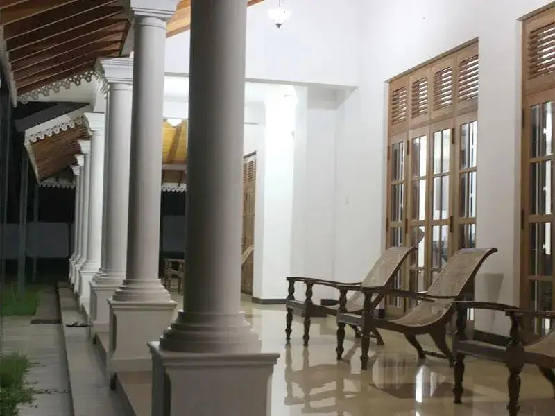 Минувангода: Airport Reach Palace