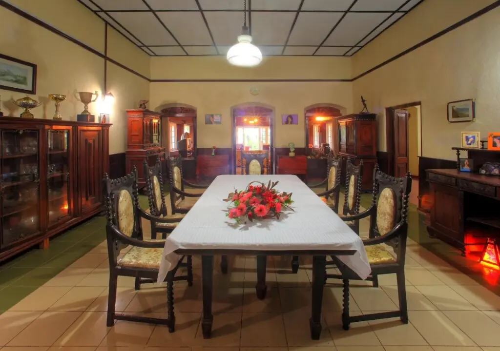 Берувела: The Bungalow at Pantiya Estate