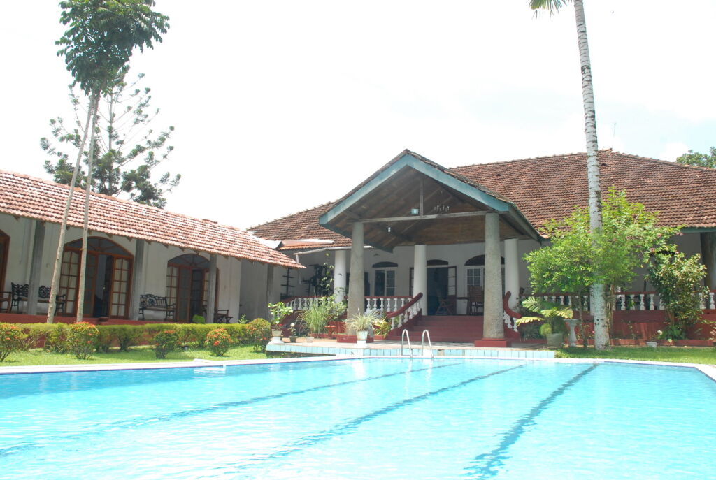 Берувела: The Bungalow at Pantiya Estate