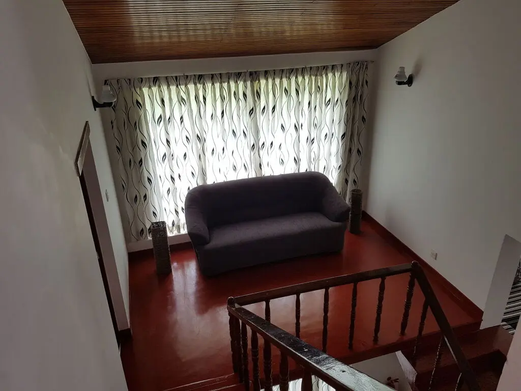 Канди: Villa 107