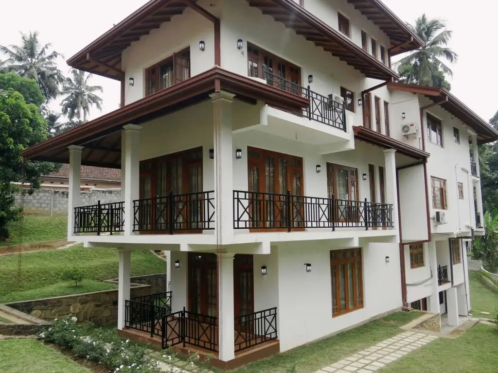 Канди: Dilray Villa