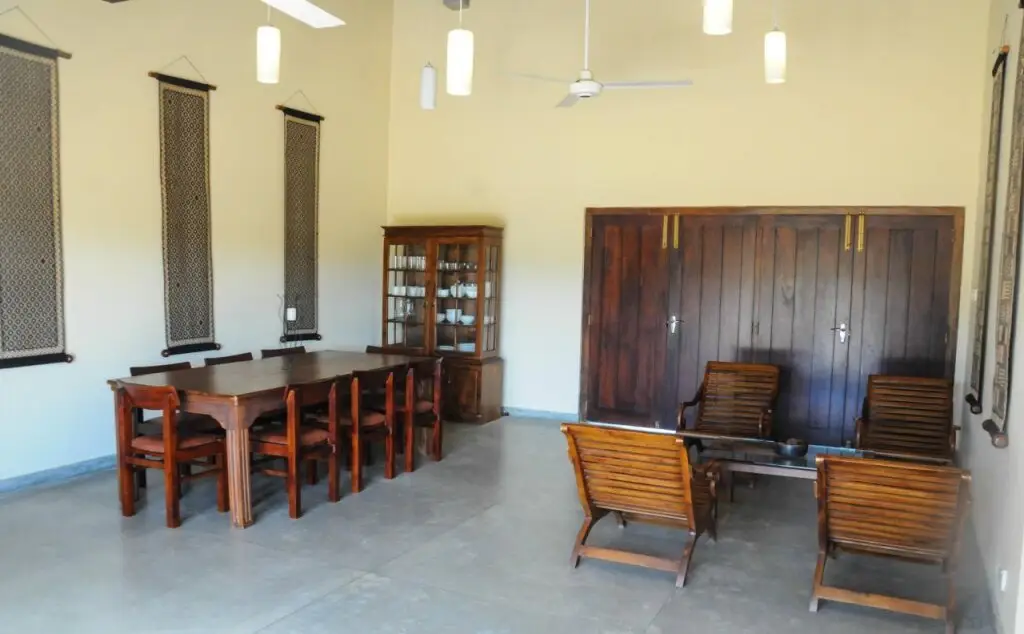 Киринда: Kirinda Lodge by Ceilao Villas