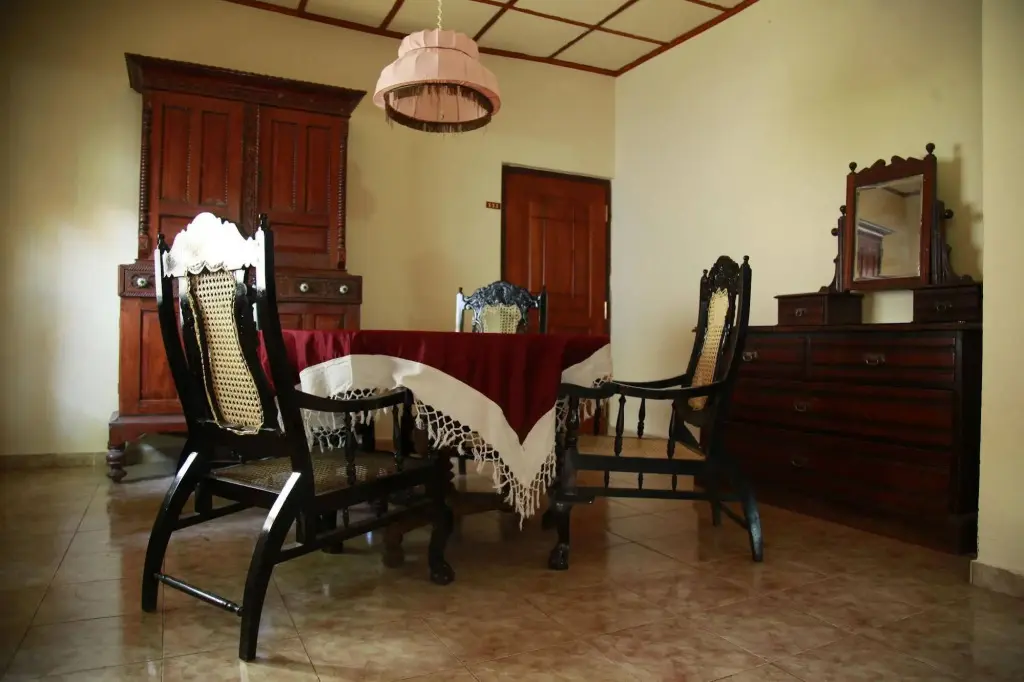 Анурадхапура: Cottage Tourist Rest