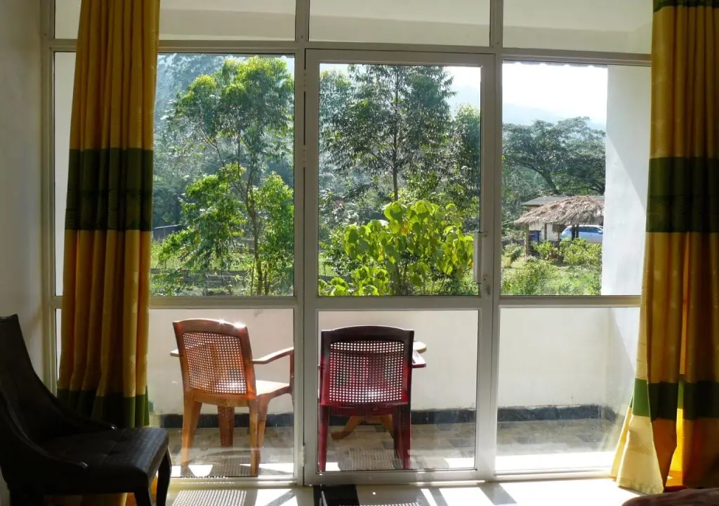 Наллатанния: White House Adam's Peak