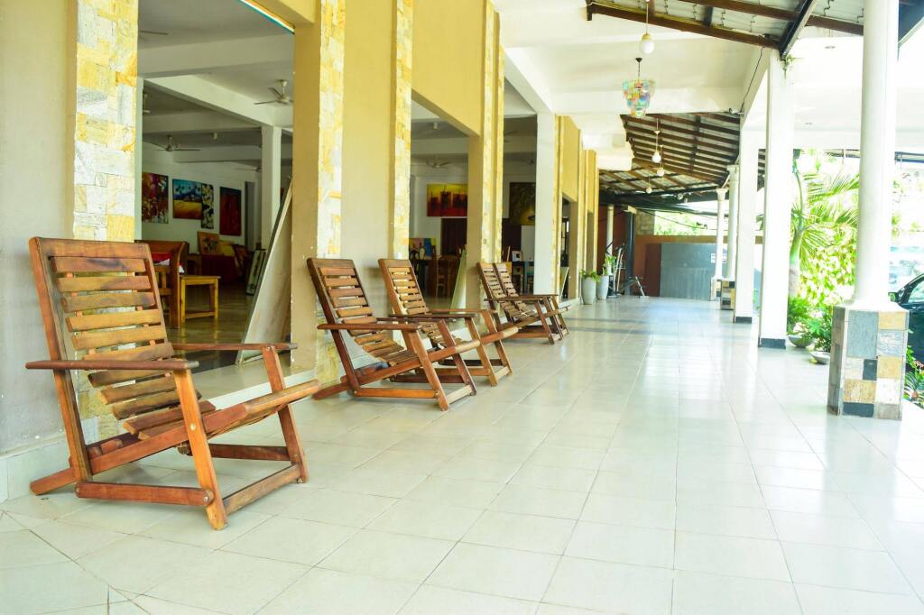 Негомбо: Zen Rooms Beach Road Negombo