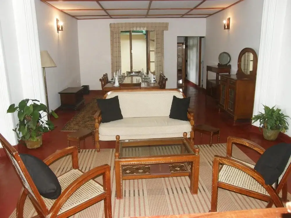 Канди: Hatale Mini Worlds End Bungalow