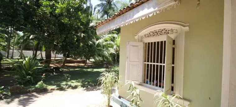 Мирисса: Mirissa Seaside Cabanas