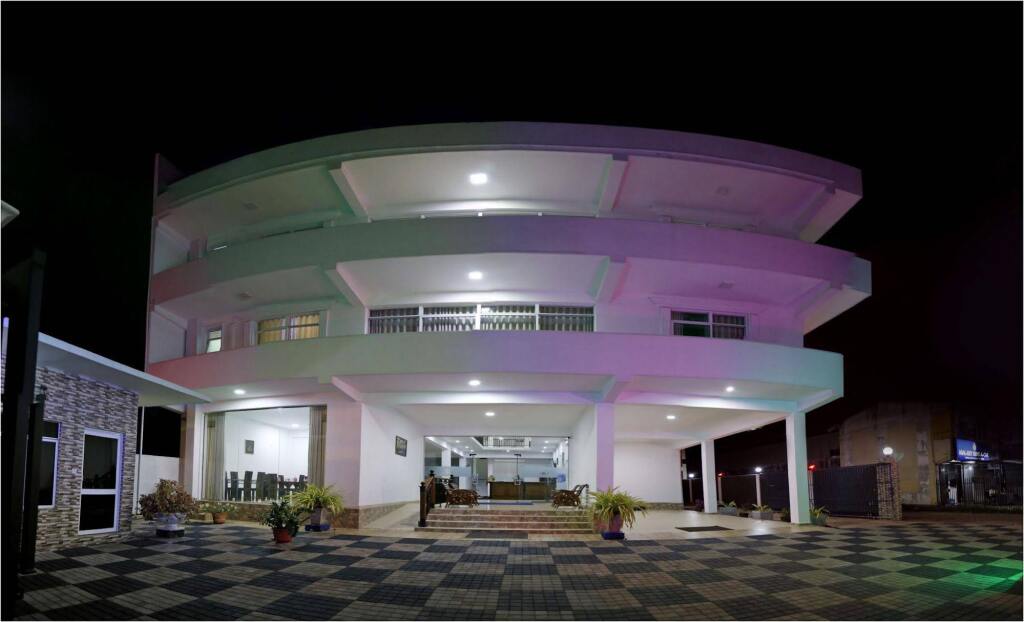 Ronaka Hotel — фото 1