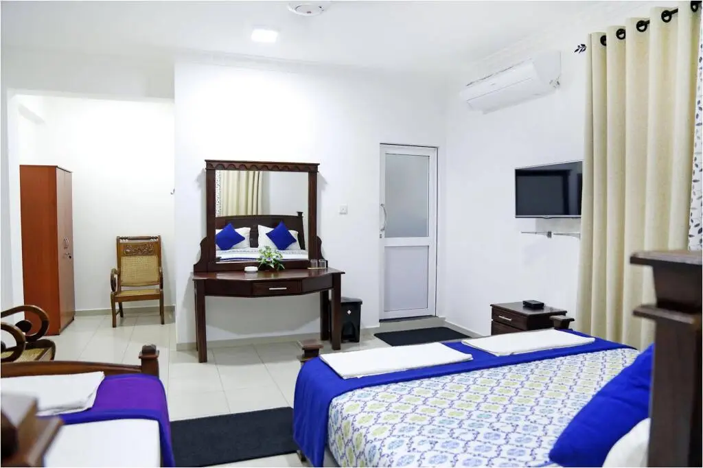 Катунаяке: Ronaka Hotel